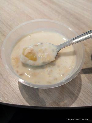 Dessert: wheat/soy mix tofu skin, barley, and ginkgo, etc at Fortunate Taste Vegetarian Restaurant 幸福蔬食餐廳 in 