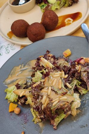  at Carob House in Madaba