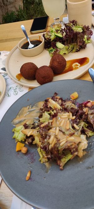  at Carob House in Madaba