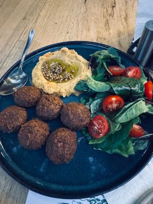  at Carob House in Madaba