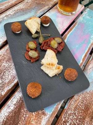 Gratis starter at The Keep Garden Kitchen in Salzburg