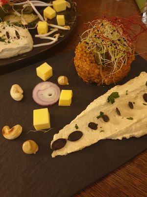 Vegan beef tartar with hummus and little cheese cubes at The Keep Garden Kitchen in Salzburg