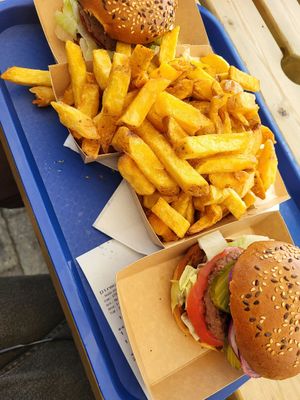 Fries and Smokey Beyond Meat Burger at Vlaams Friethuis de Meeuw in Katwijk Aan Zee