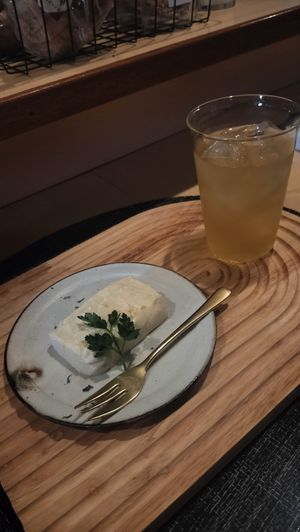 Dessert (zesty Tofu cheesecake) at PEACH in Okayama