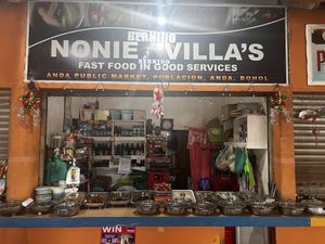 Plenty of vegan options   at Nonie Villa's in Anda