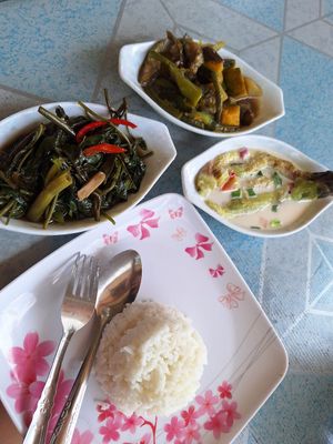  at Nonie Villa's in Anda