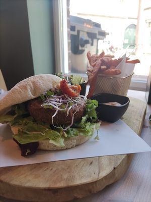 Oesterzwamburger at Breakaway in Sint Geertruid