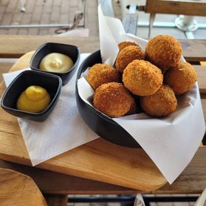 Bitterballen at Breakaway in Sint Geertruid