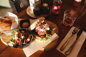 Spicy oesterzwamburger at Breakaway in Sint Geertruid