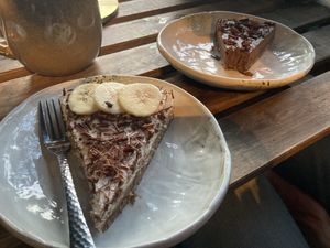 Banofee en chocoladetaart  at Breakaway in Sint Geertruid