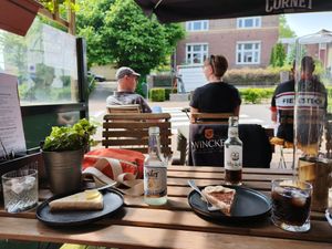 Gezellig terras at Breakaway in Sint Geertruid