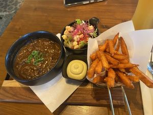 Zoervleisj: good. The flavour is a bit sweet and sour, but also warm due to the clove. at Breakaway in Sint Geertruid