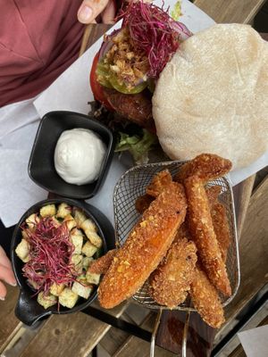 Regular burger  at Breakaway in Sint Geertruid