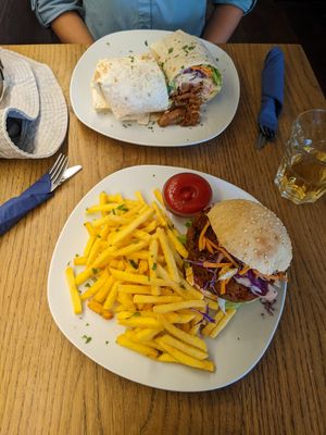 Seitan wrap and burger (+Almdudler) at Cafe Erde in Graz