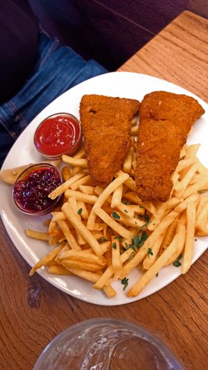  at Cafe Erde in Graz