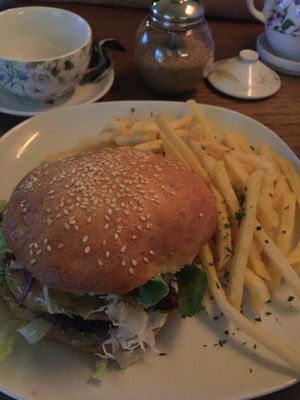 burger at Cafe Erde in Graz