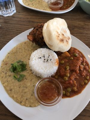 thali at Cafe Erde in Graz