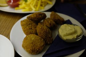 Crispy nuggets at Cafe Erde in Graz
