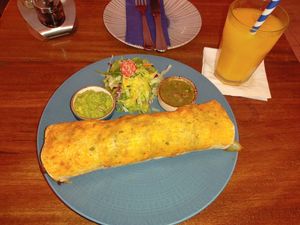 Burrito vegan at El Paso Cantina Mexicana y Cocktail Bar in Lisbon