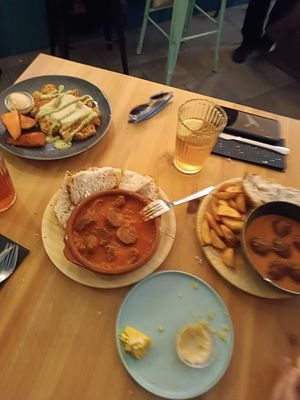  at La Oveja Negra in Madrid