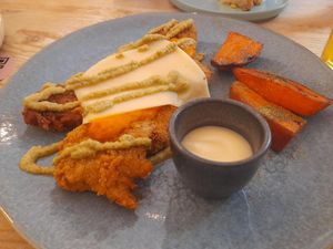 milanesa at La Oveja Negra in Madrid