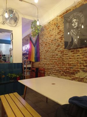  at La Oveja Negra in Madrid