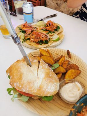Queer Burger at La Oveja Negra in Madrid