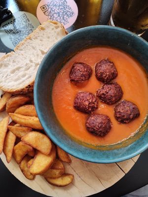 Huera meatballs at La Oveja Negra in Madrid