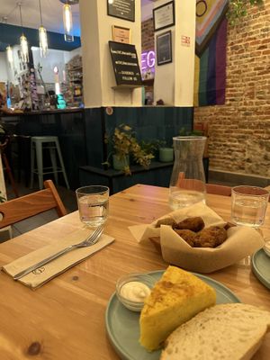 Vibes  at La Oveja Negra in Madrid