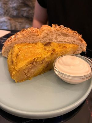 Pincho de tortilla at La Oveja Negra in Madrid