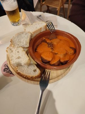 at La Oveja Negra in Madrid