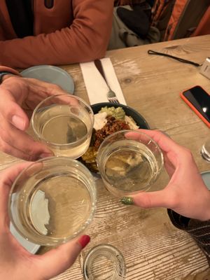 Nachos y vino  at La Oveja Negra in Madrid