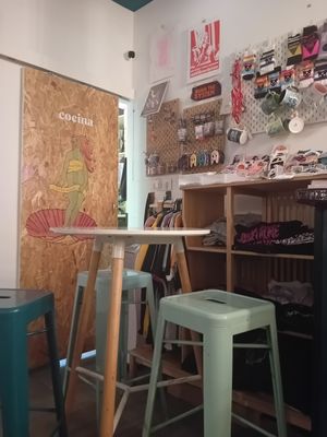 Inside (merchandise) at La Oveja Negra in Madrid