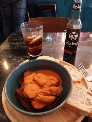  at La Oveja Negra in Madrid