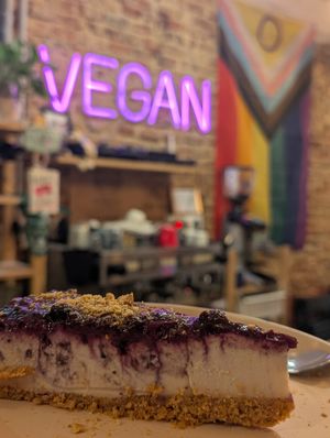 Cheesefake at La Oveja Negra in Madrid