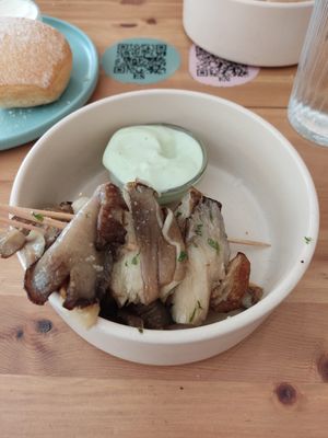 Menú del día: setas con alioli at La Oveja Negra in Madrid