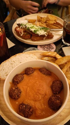  at La Oveja Negra in Madrid