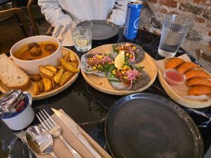  at La Oveja Negra in Madrid