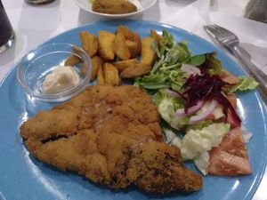 Main / Soy schnitzel at La Oveja Negra in Madrid