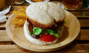 Ok at La Oveja Negra in Madrid