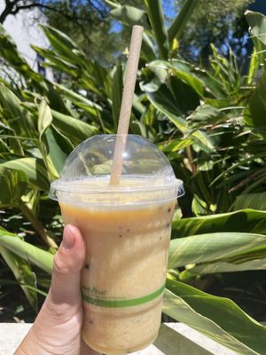 Vegan smoothie oat milk  at Chocobowl  in Manly