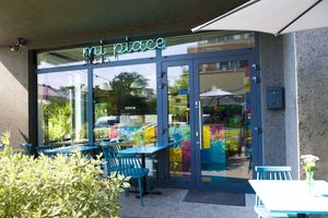 Outside view at Mi Piace in Warsaw