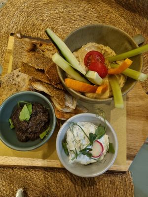 Mezze at Naturalmente in Sevilla