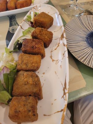 Croquetas de boletos at El Secreto de Loreto in Denia