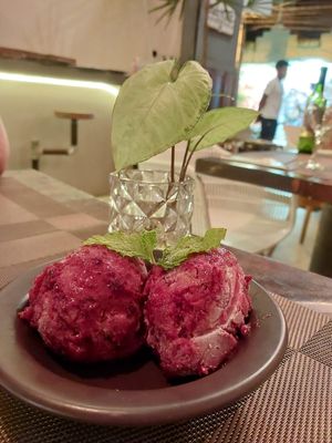 Sorvete Natural de Beterraba at Néctar Comida Afetiva in Itacare