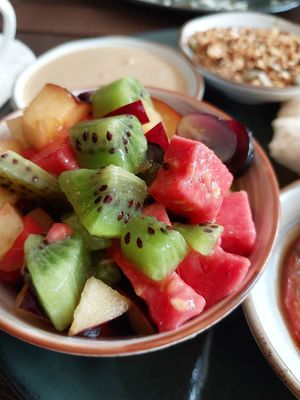 Salada de frutas at Néctar Comida Afetiva in Itacare