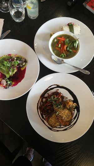 4. Green Thai Curry 14.5
Spiced coconut curry with tofu, snow peas, lotus root, pak choi, shiitake mushroom, baby corn & sticky rice

5. Avocado & Beetroot Tartare 8.5 
Lilliput ca at The Gate - Islington in London