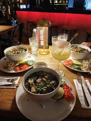 at Halong Vietnamita in Medellin