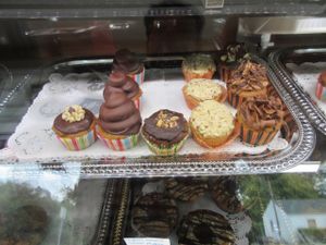 Cupcakes at Vegan Vee in Nashville
