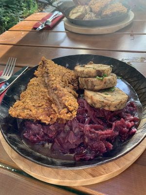 Bodhi Pfanderl mit Serviettknödel  at Bodhi in Nuremberg